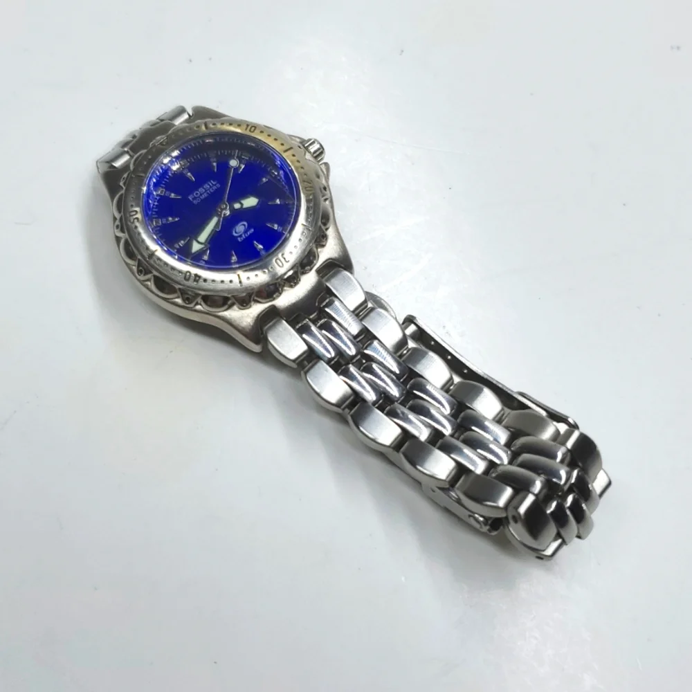 Vintage Fossil Blue AM-3099 Blue Dial Silver Watch